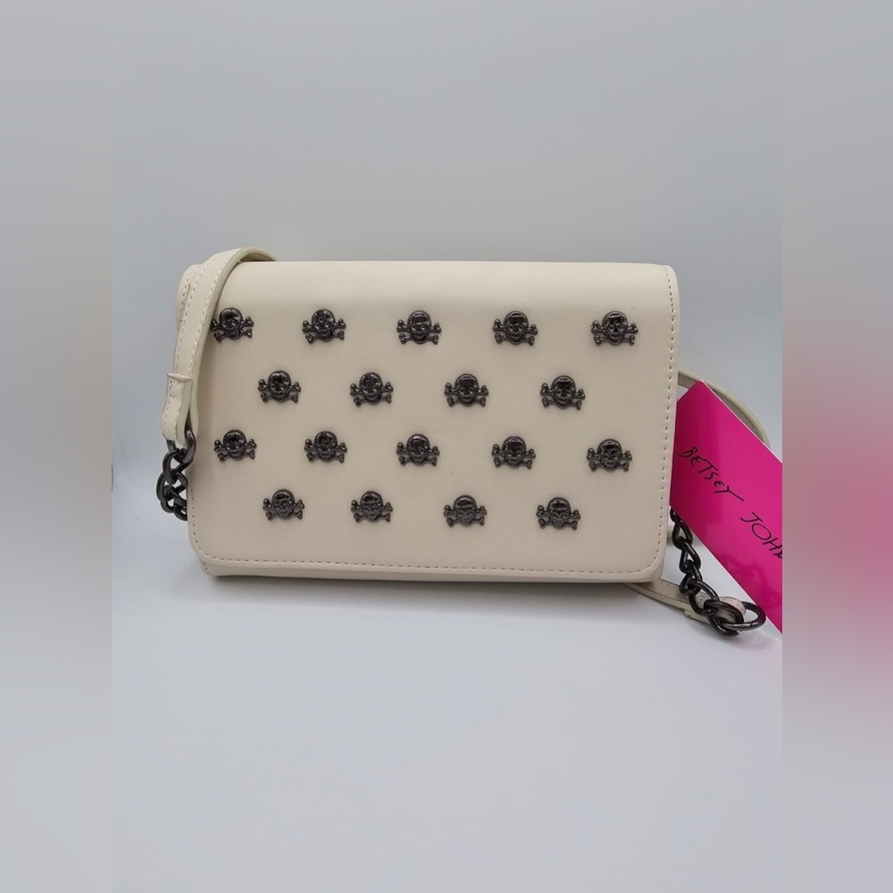 Betsey Johnson Cream Skull Studded Crossbody Bag - Edgy Rocker Goth Purse - NWT